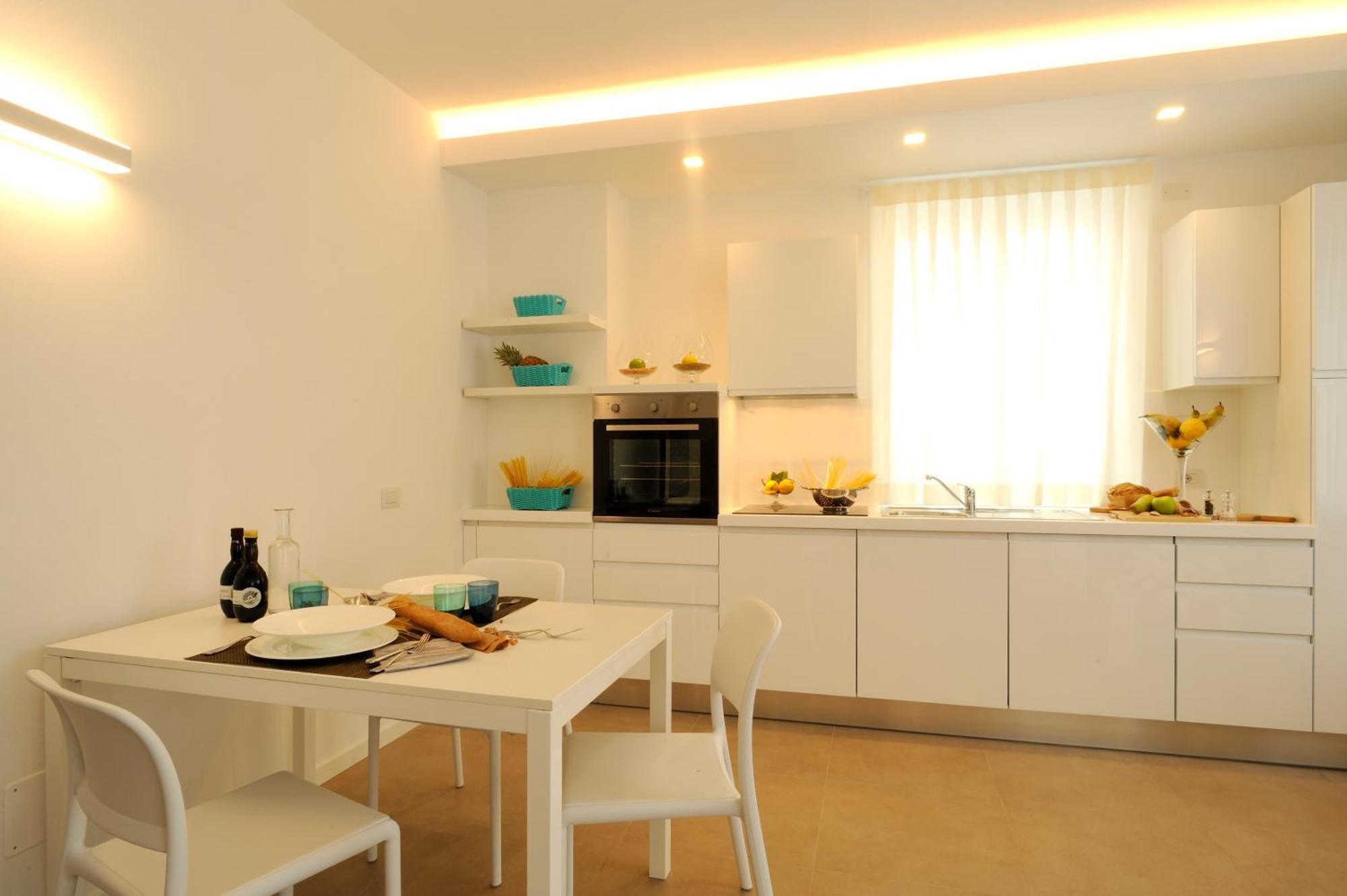 Residence San Marco Suites&Apartments ألاسيو المظهر الخارجي الصورة