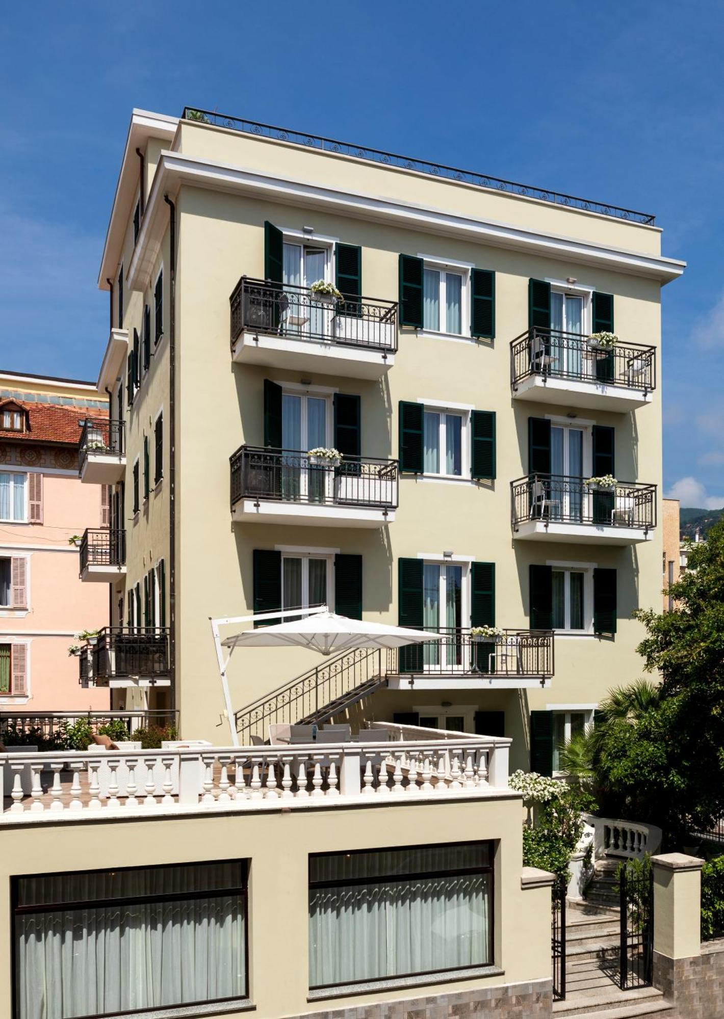 Residence San Marco Suites&Apartments ألاسيو المظهر الخارجي الصورة