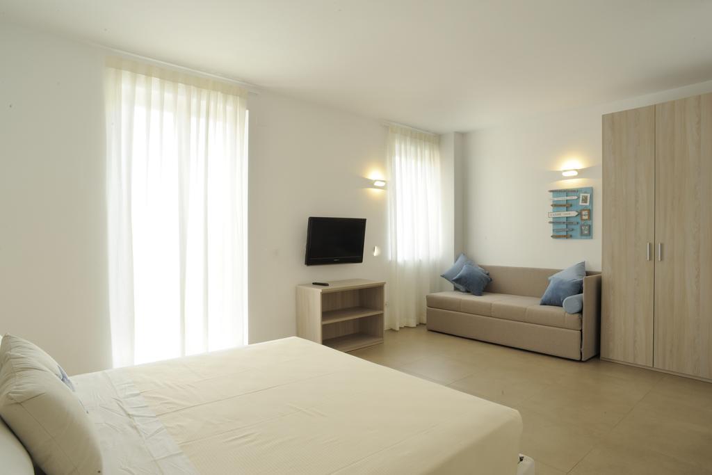 Residence San Marco Suites&Apartments ألاسيو المظهر الخارجي الصورة