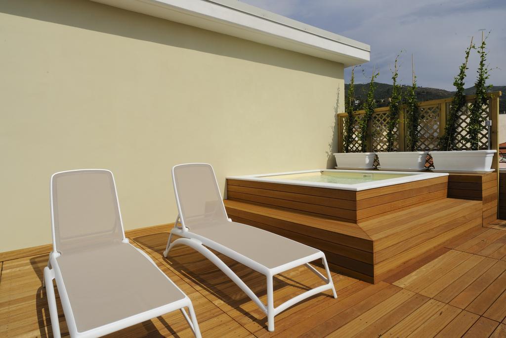 Residence San Marco Suites&Apartments ألاسيو المظهر الخارجي الصورة