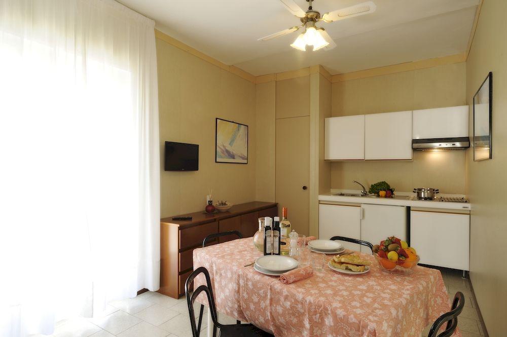 Residence San Marco Suites&Apartments ألاسيو المظهر الخارجي الصورة